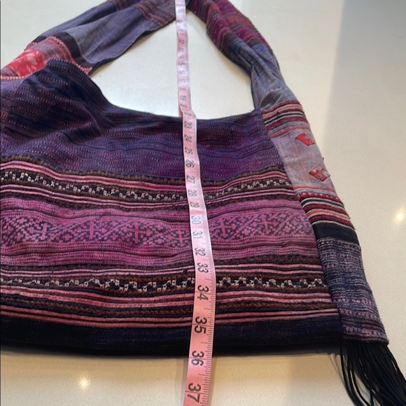 Bohemian Multicolor Crossbody Shoulder Bag, Wide Strap, Fringe, Zip Closure - Picture 13 of 13